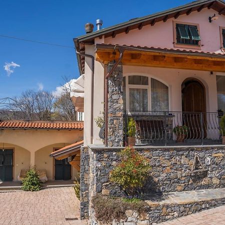 028 - Agriturismo "Il Boschetto" Con Piscina, Pace E Natura - Camera Familiare Cavizzano Kültér fotó