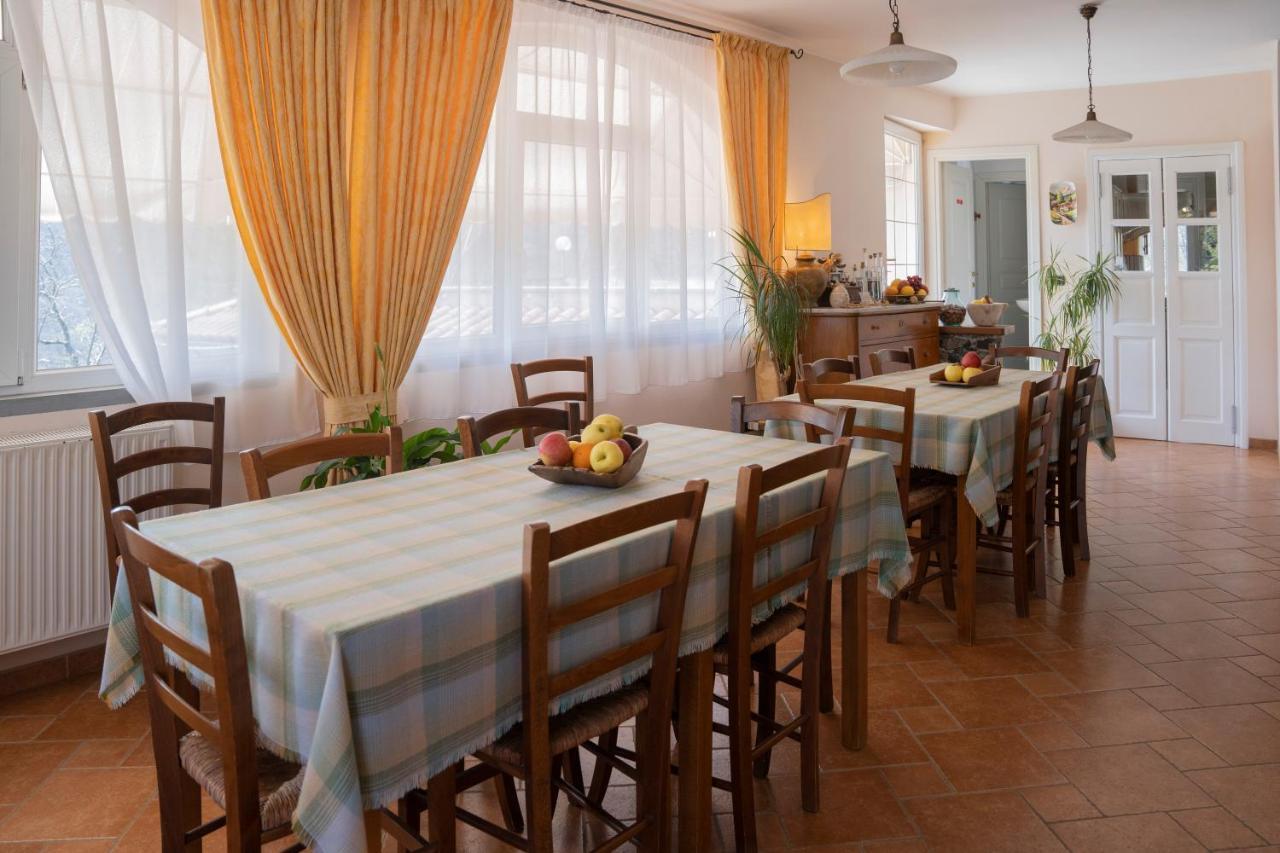 028 - Agriturismo "Il Boschetto" Con Piscina, Pace E Natura - Camera Familiare Cavizzano Kültér fotó