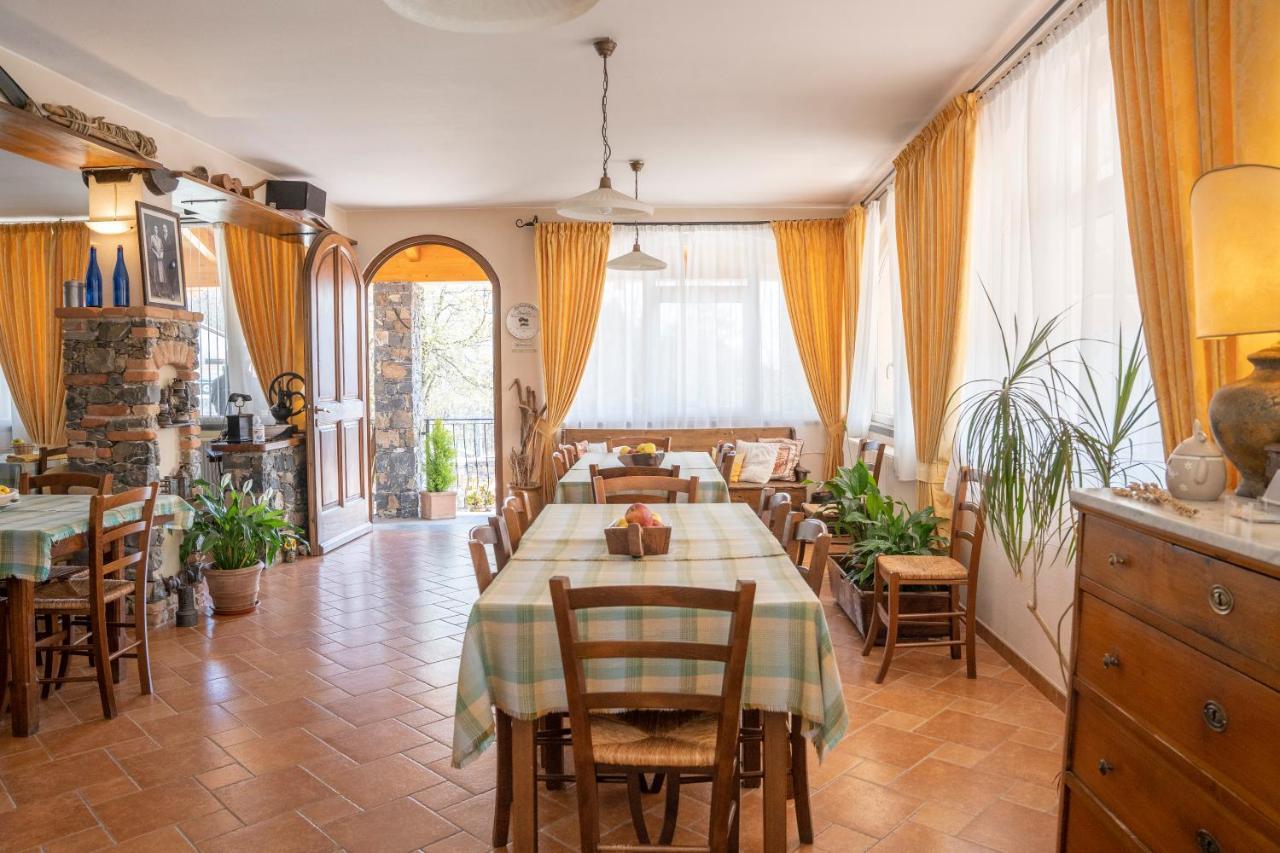 028 - Agriturismo "Il Boschetto" Con Piscina, Pace E Natura - Camera Familiare Cavizzano Kültér fotó