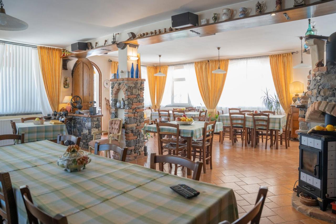 028 - Agriturismo "Il Boschetto" Con Piscina, Pace E Natura - Camera Familiare Cavizzano Kültér fotó