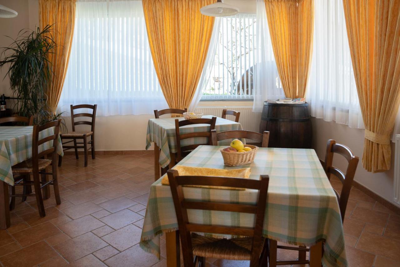 028 - Agriturismo "Il Boschetto" Con Piscina, Pace E Natura - Camera Familiare Cavizzano Kültér fotó