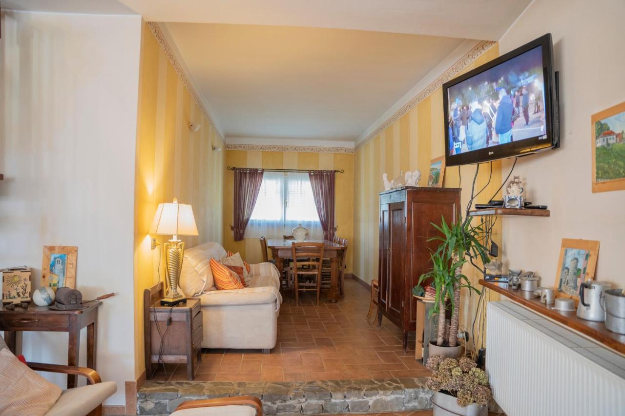 028 - Agriturismo "Il Boschetto" Con Piscina, Pace E Natura - Camera Familiare Cavizzano Kültér fotó