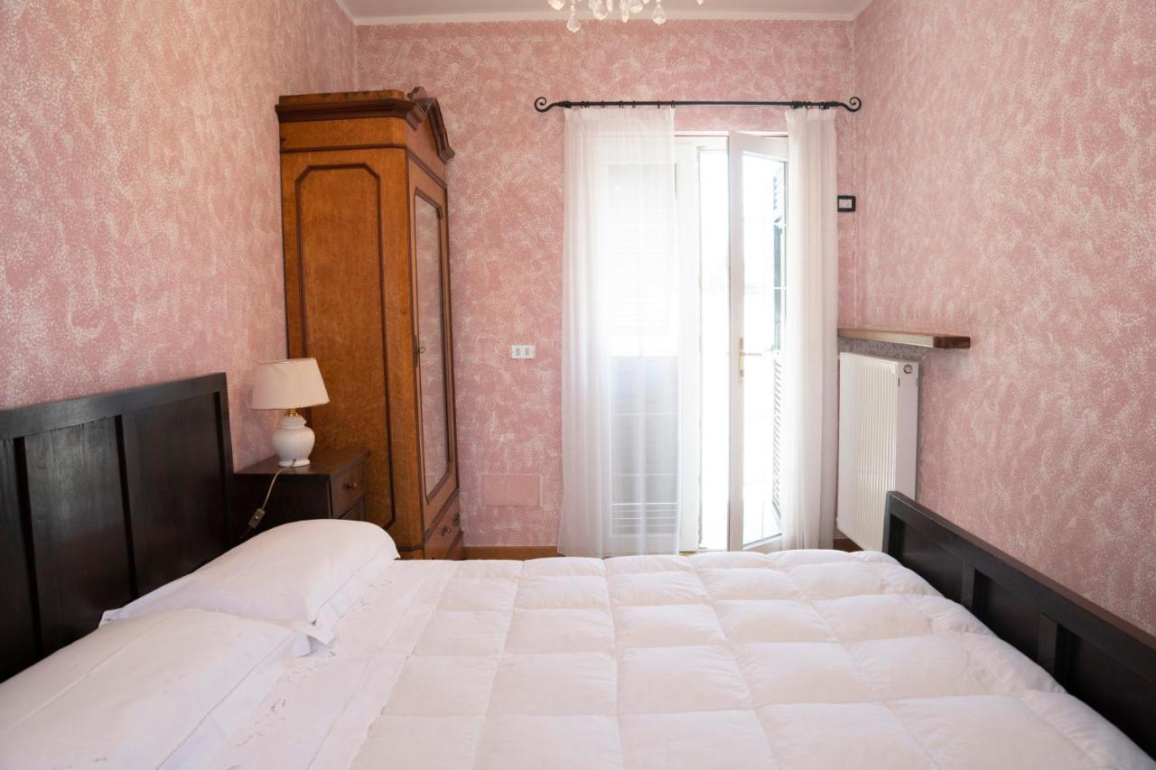 028 - Agriturismo "Il Boschetto" Con Piscina, Pace E Natura - Camera Familiare Cavizzano Kültér fotó