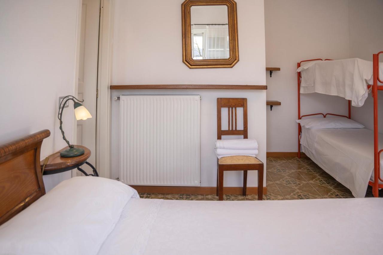 028 - Agriturismo "Il Boschetto" Con Piscina, Pace E Natura - Camera Familiare Cavizzano Kültér fotó