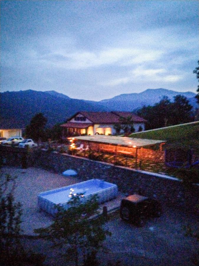 028 - Agriturismo "Il Boschetto" Con Piscina, Pace E Natura - Camera Familiare Cavizzano Kültér fotó